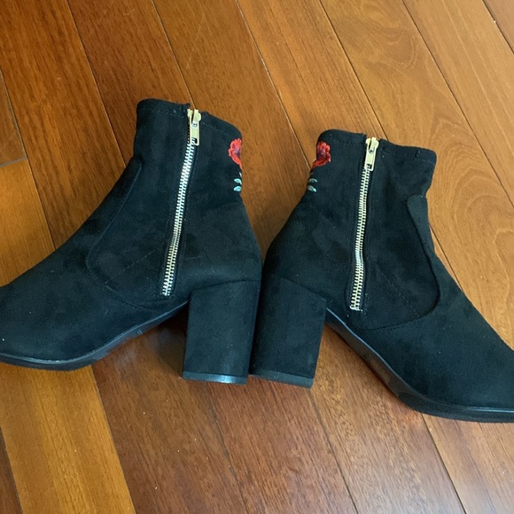 Rose boots size 8 Black fashion boots ankle boots faux suede - Picture 4 of 12